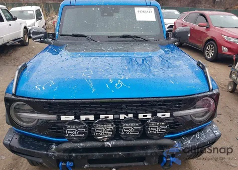 2024 Ford Bronco Wildtrak z USA, uszkodzony, nr VIN 1FMEE2BP2RLA43601